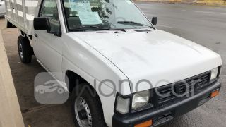 Autos usados-Nissan-Estacas