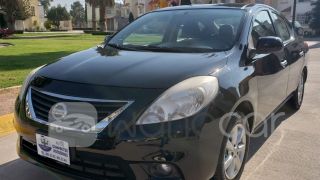 Autos usados-Nissan-Versa